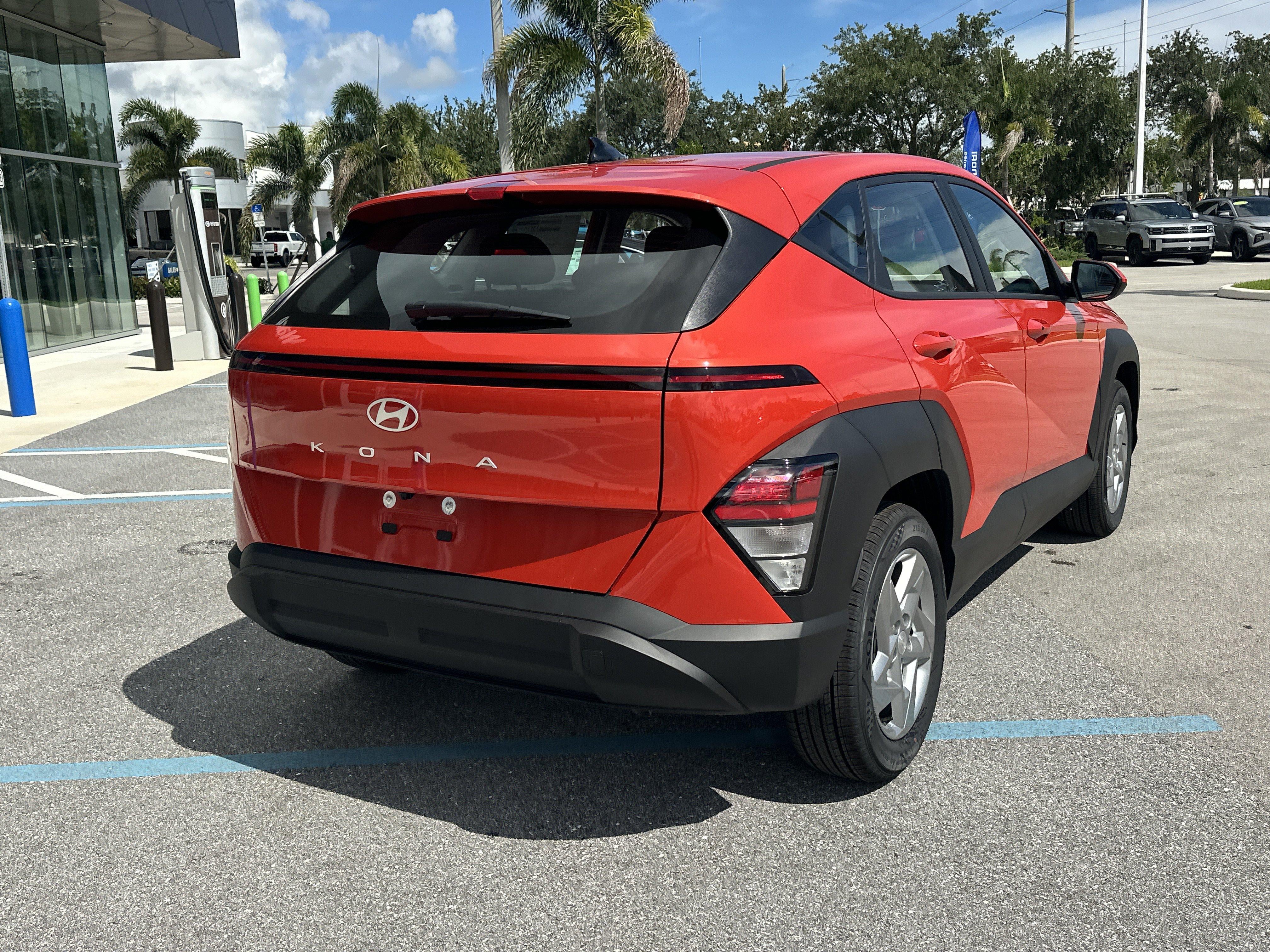 2027 Hyundai Kona SE