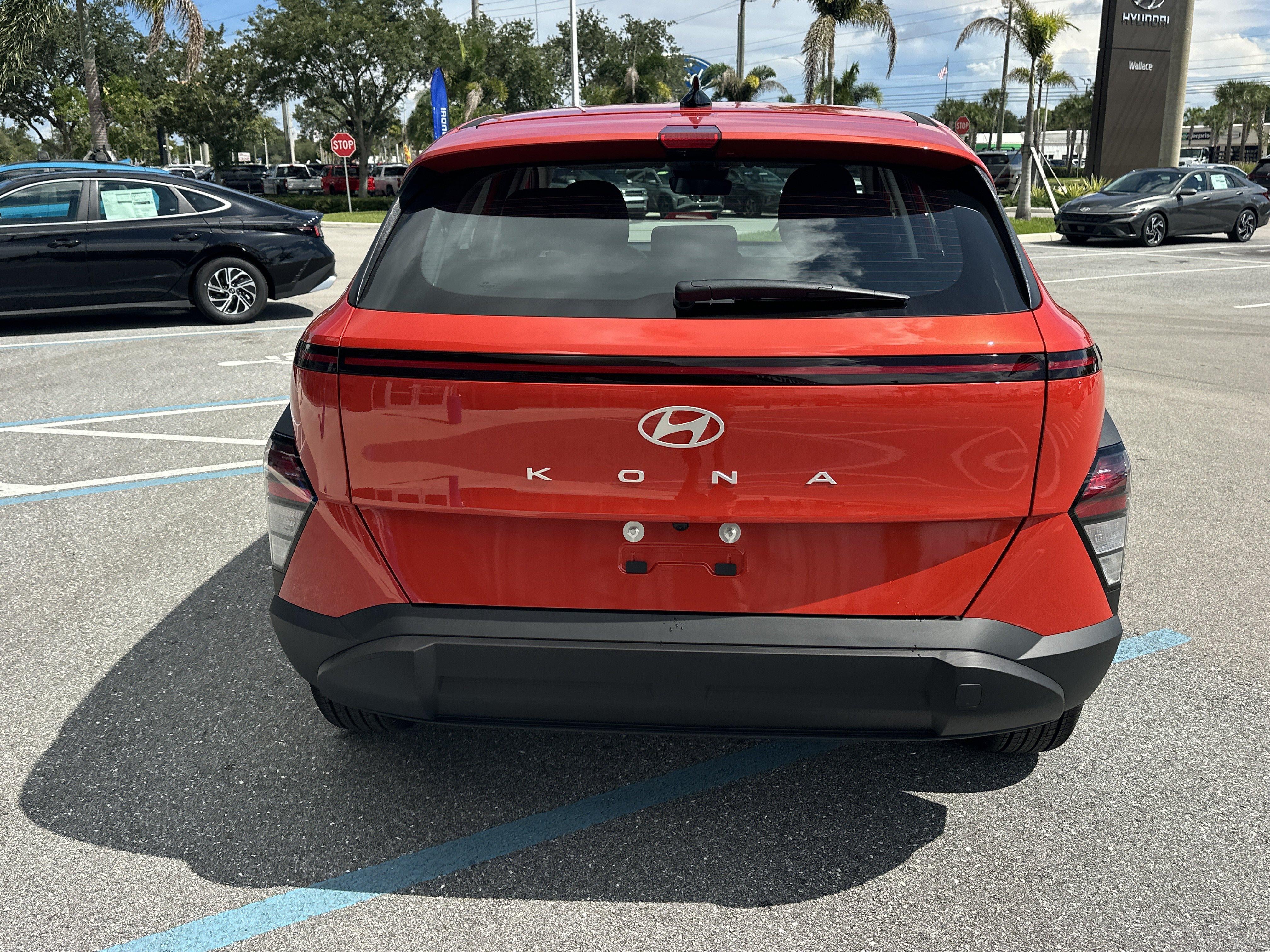 2027 Hyundai Kona SE