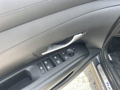 2026 Hyundai Tucson Hybrid Blue SE