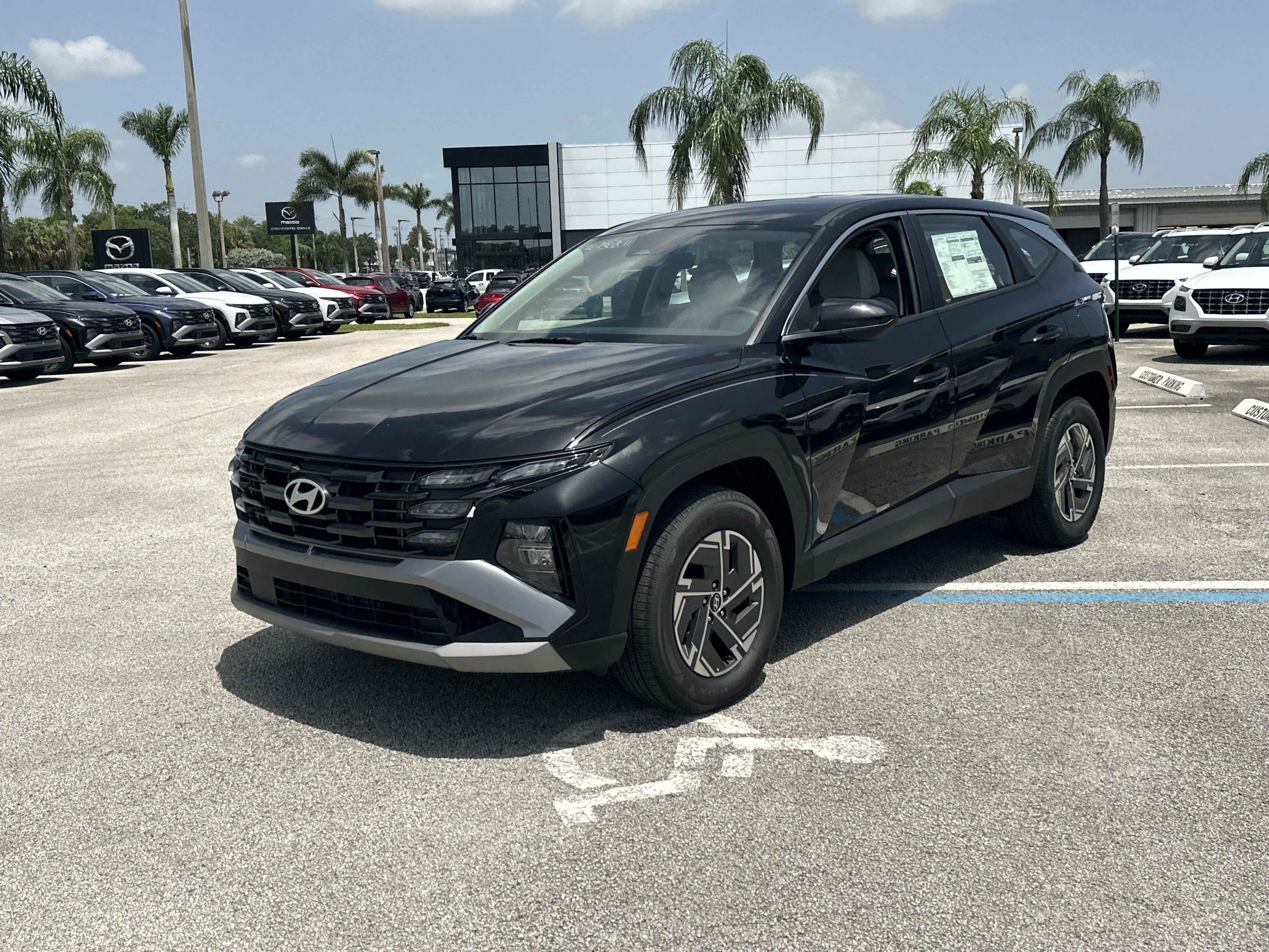 2026 Hyundai Tucson Hybrid Blue SE