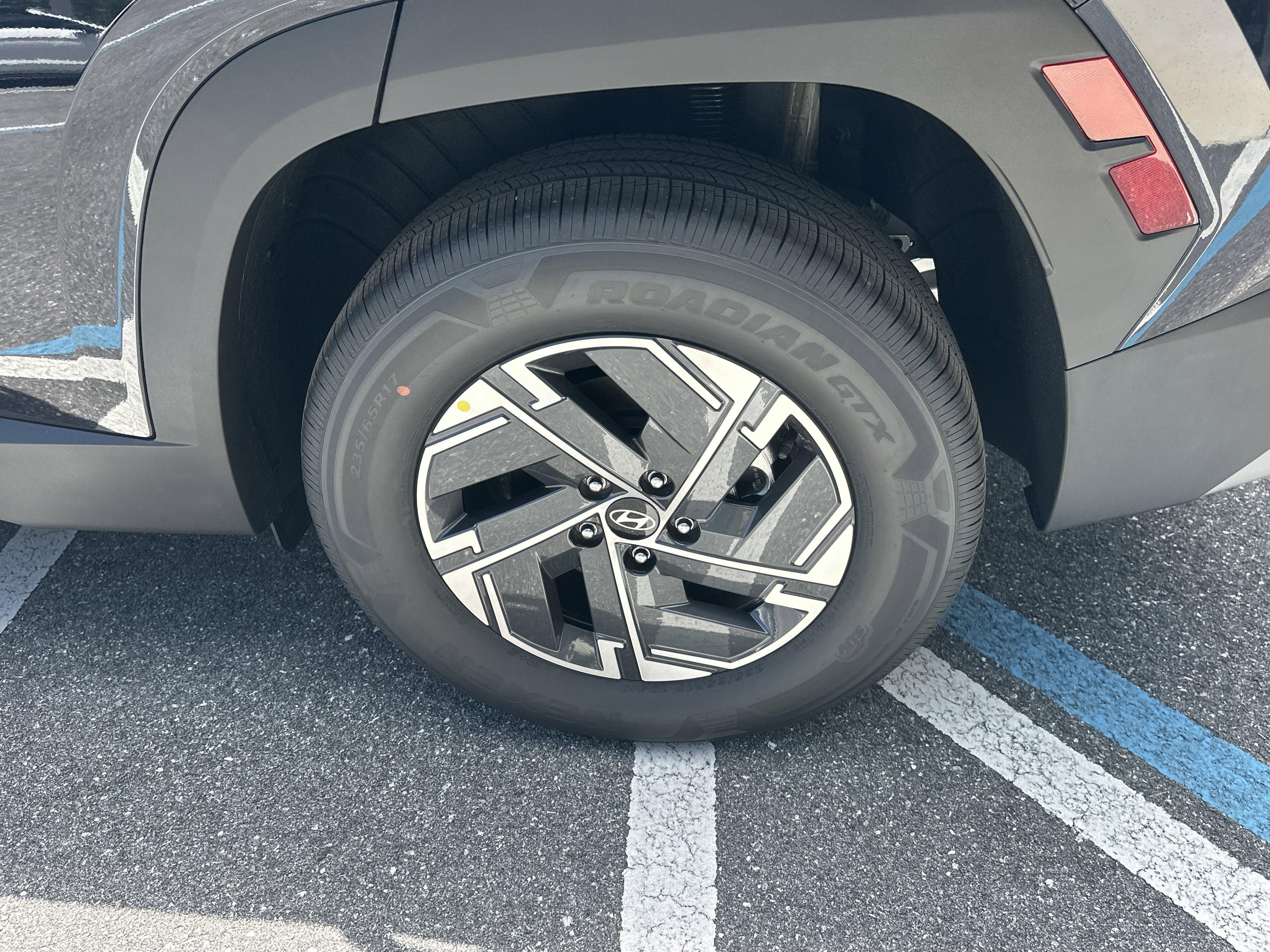 2026 Hyundai Tucson Hybrid Blue SE