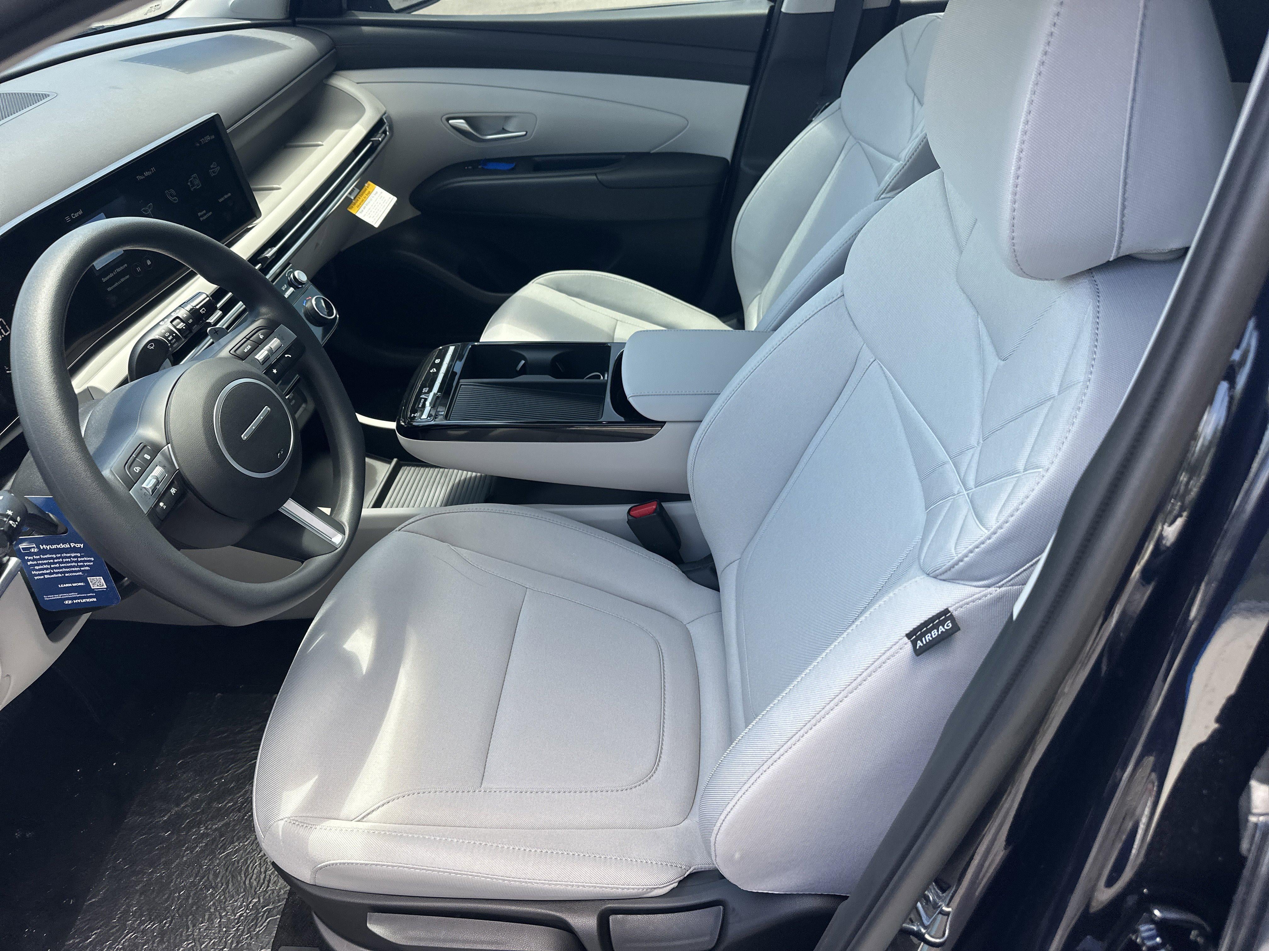 2026 Hyundai Tucson Hybrid Blue SE