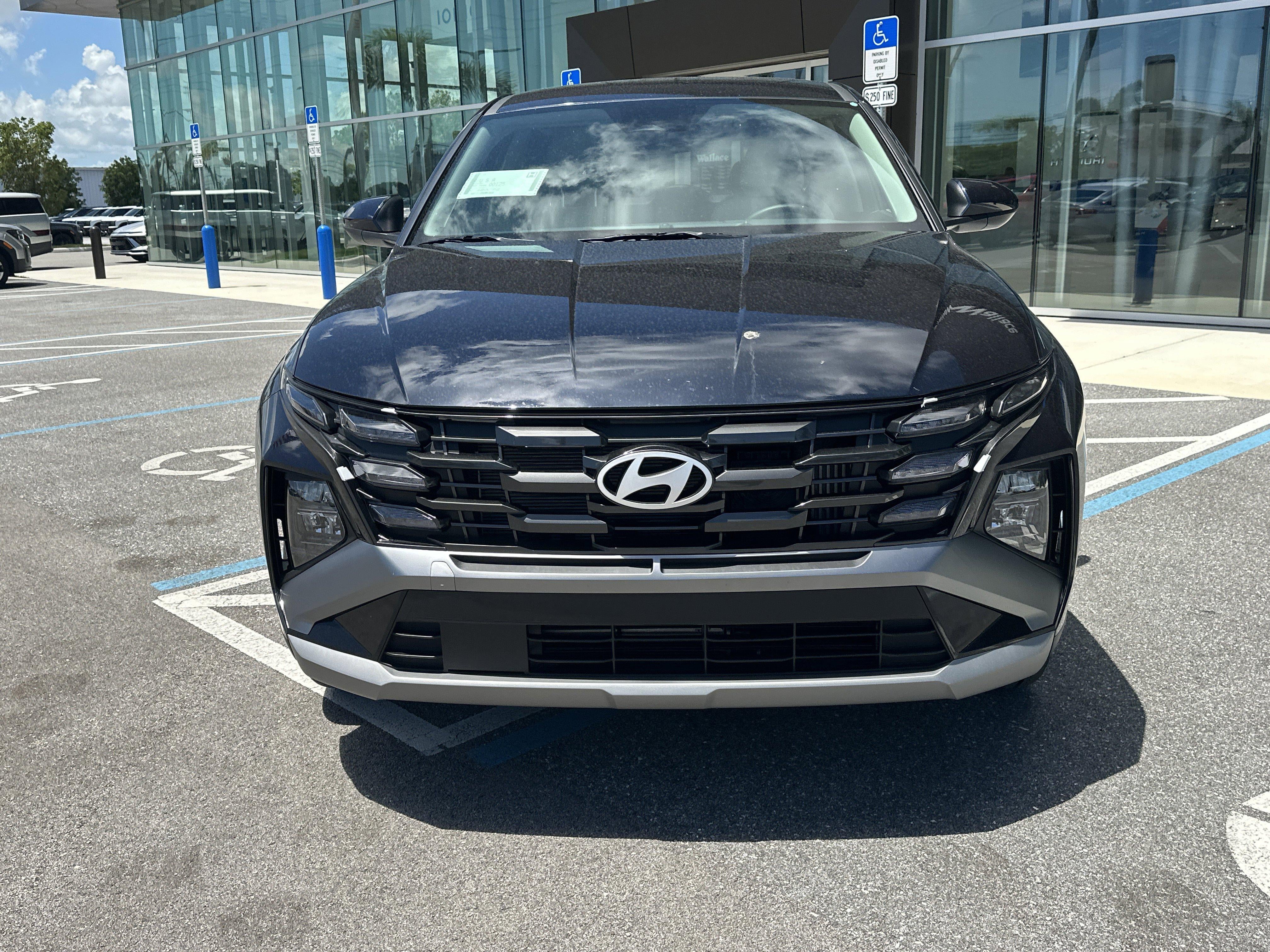 2026 Hyundai Tucson Hybrid Blue SE