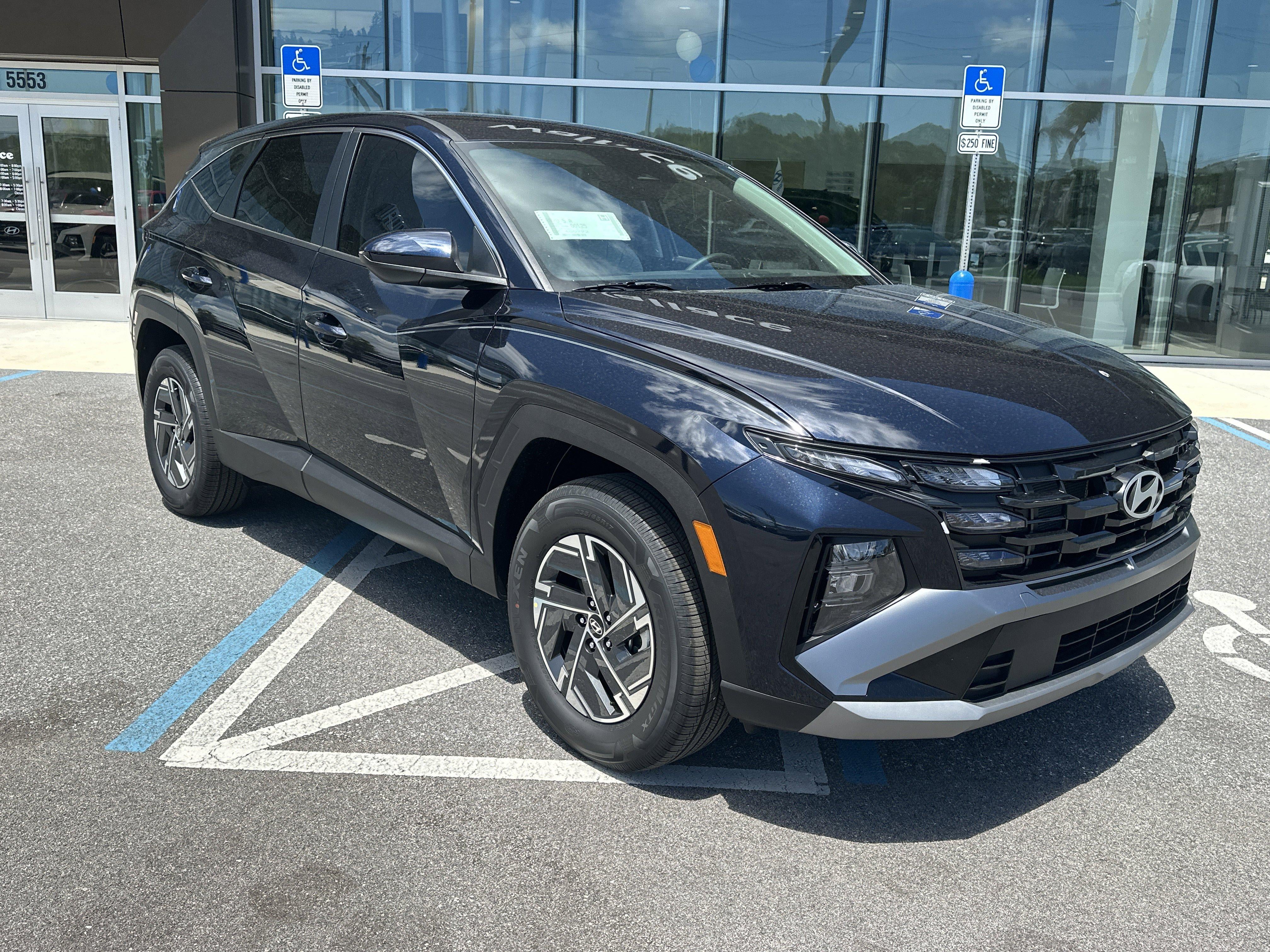 2026 Hyundai Tucson Hybrid Blue SE
