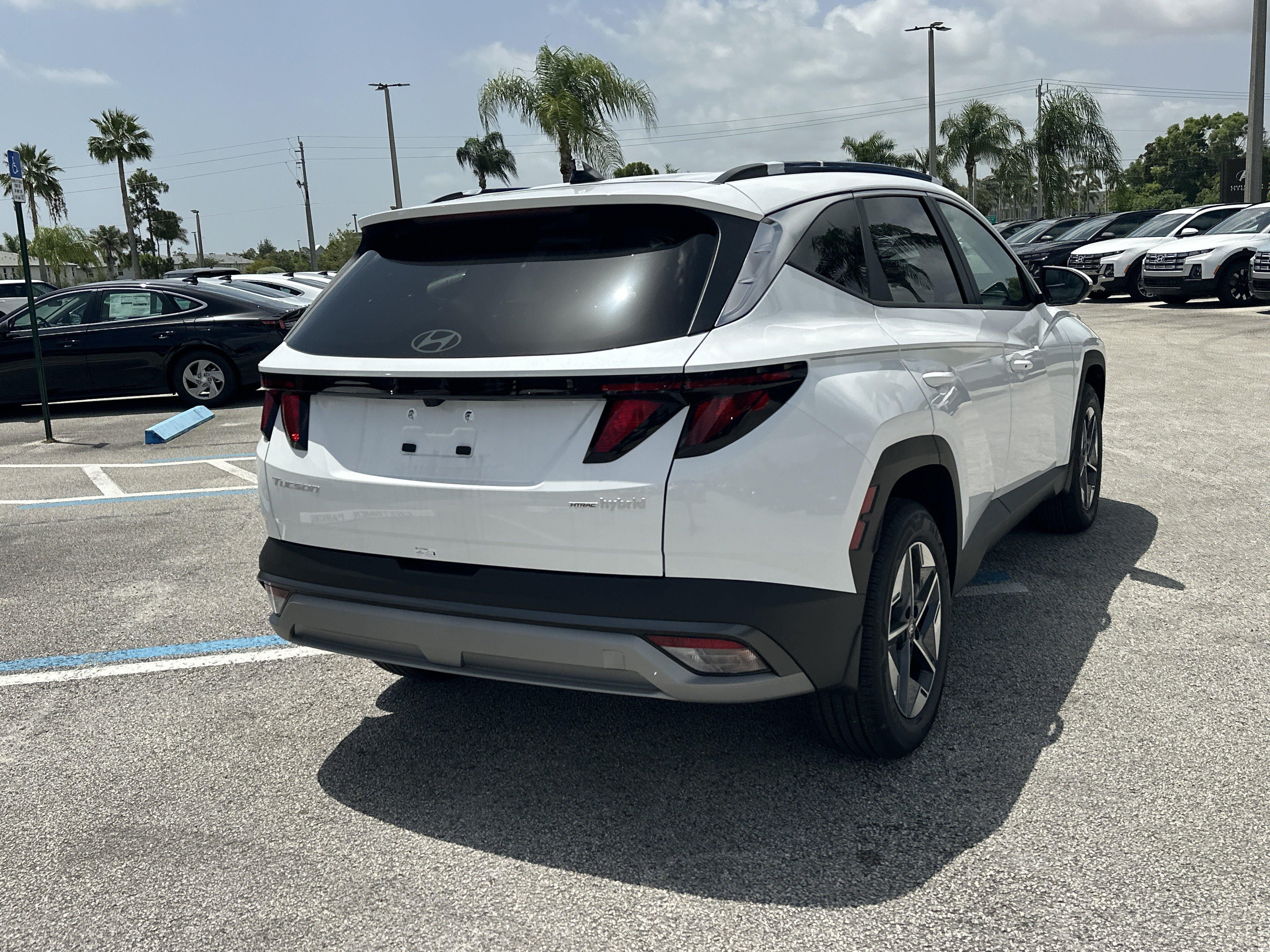 2026 Hyundai Tucson Hybrid SEL