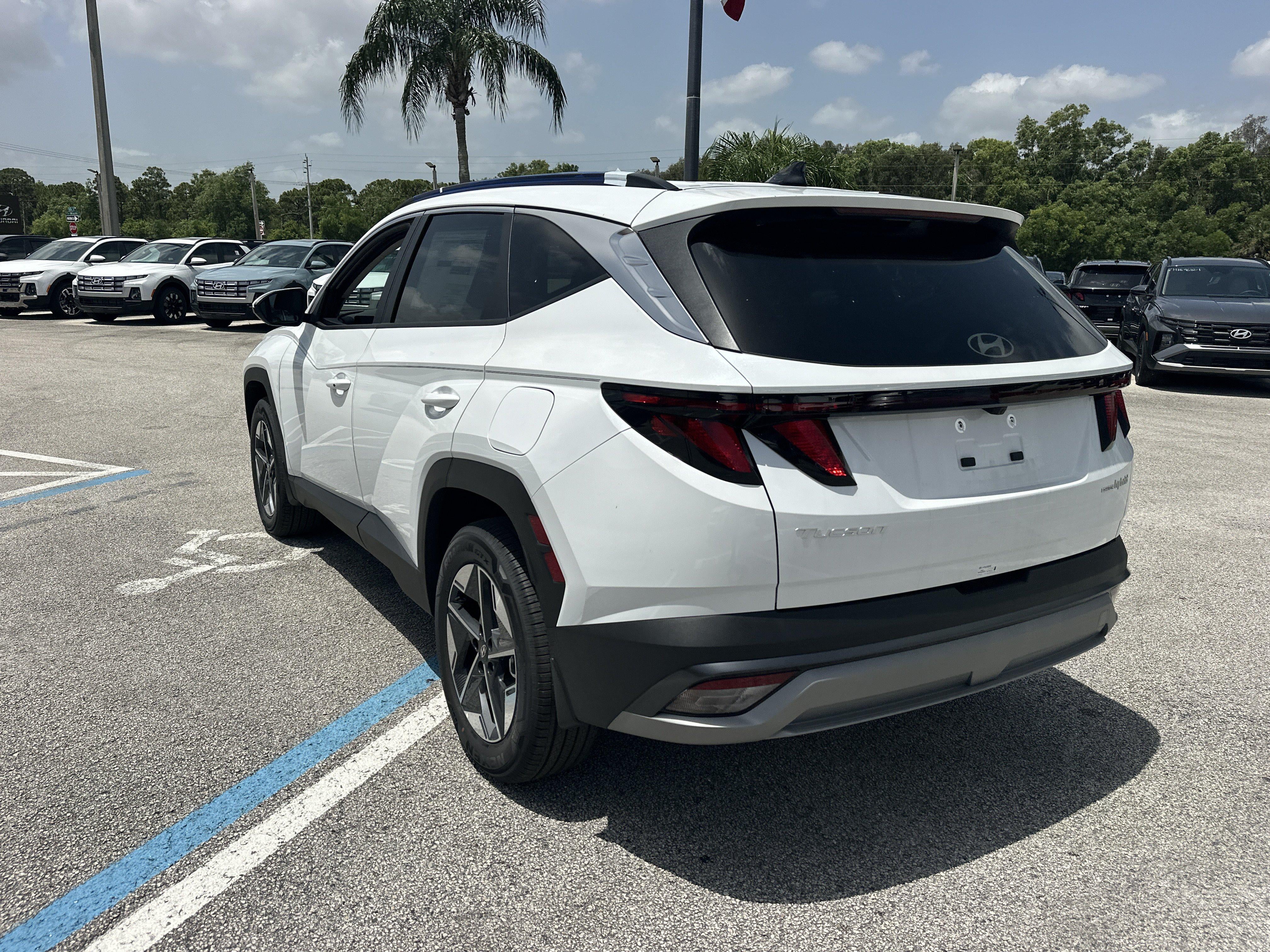 2026 Hyundai Tucson Hybrid SEL