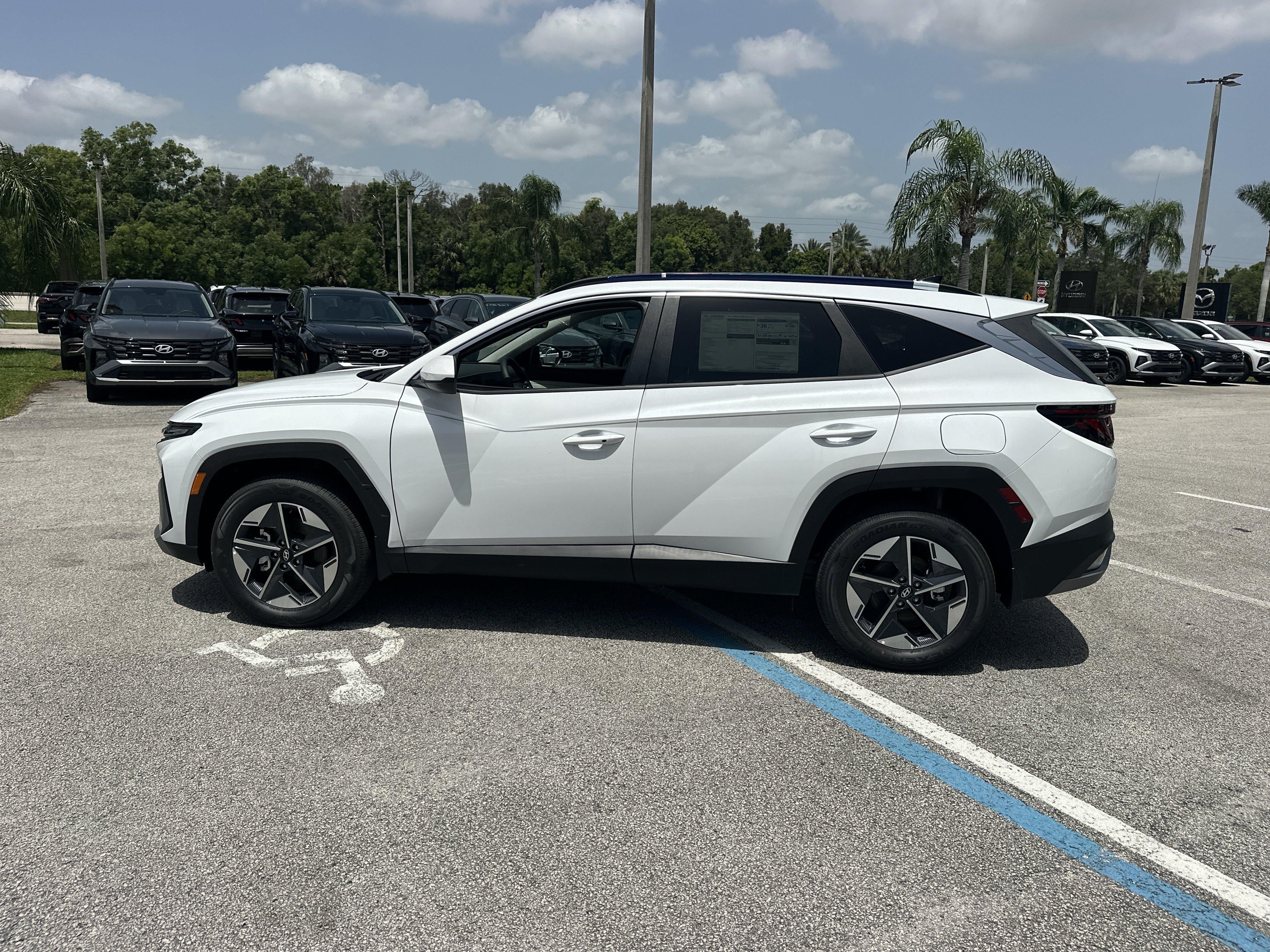 2026 Hyundai Tucson Hybrid SEL