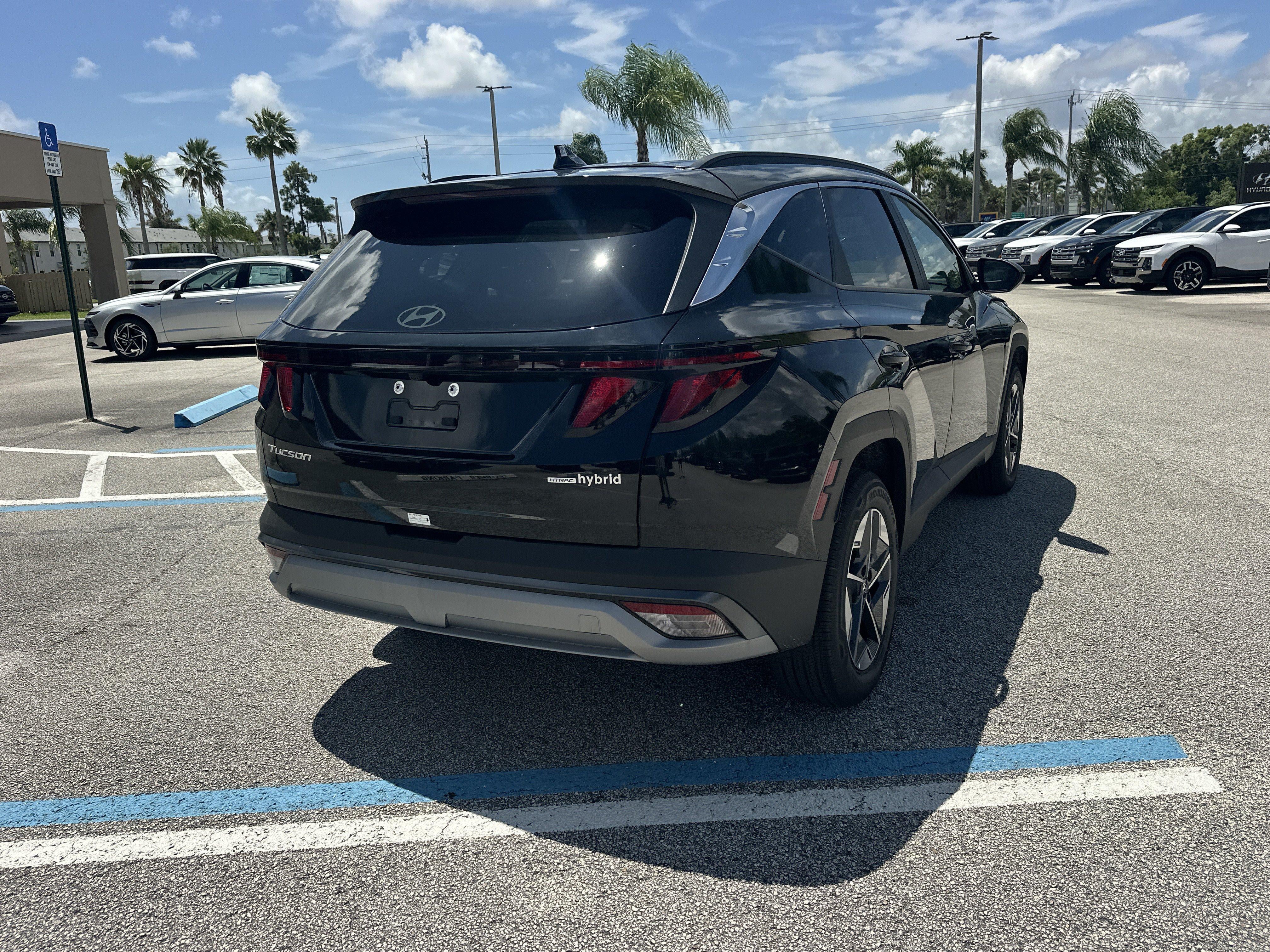 2026 Hyundai Tucson Hybrid SEL
