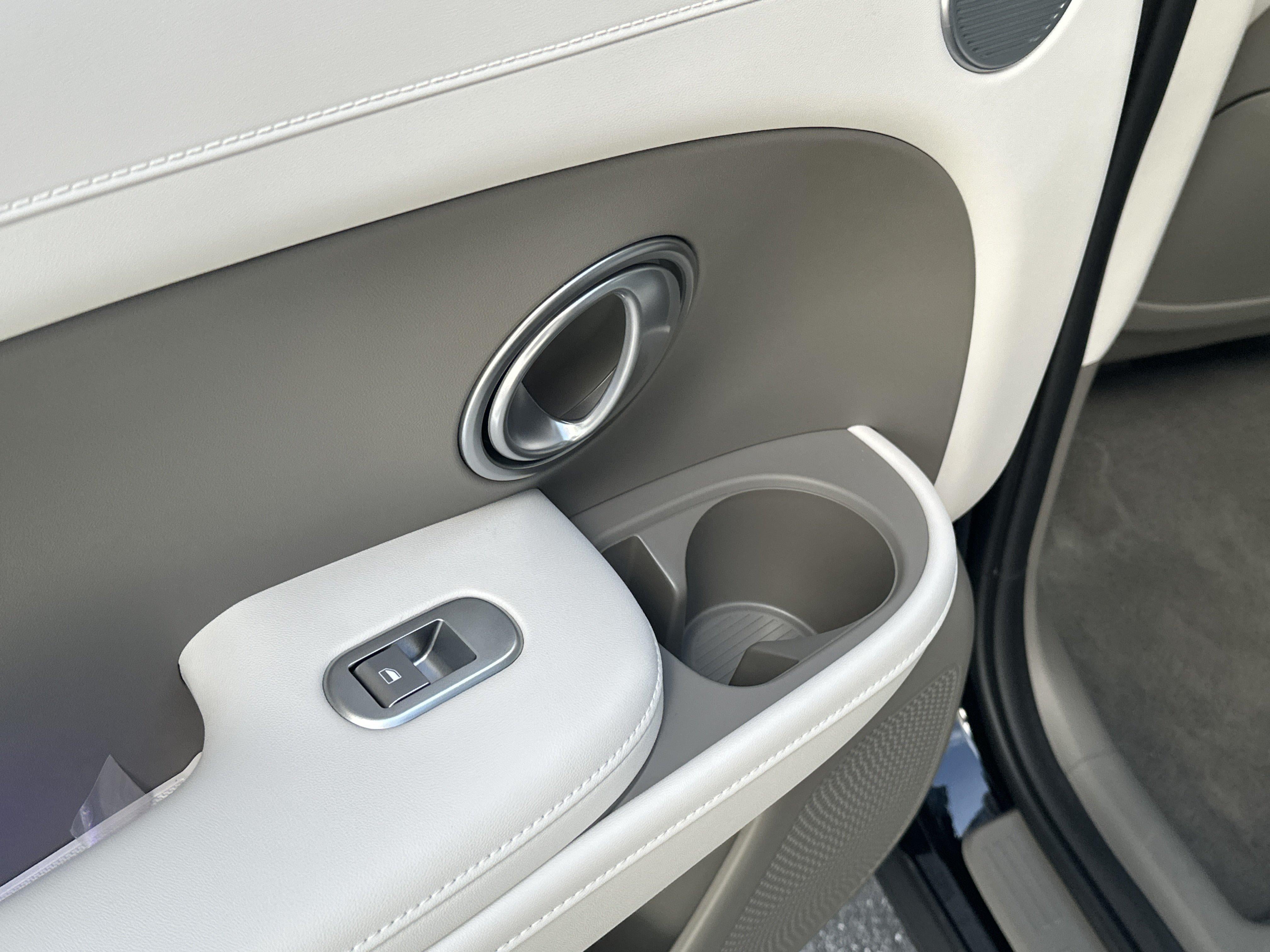 2026 Hyundai Palisade Hybrid Blue SEL Premium 8P