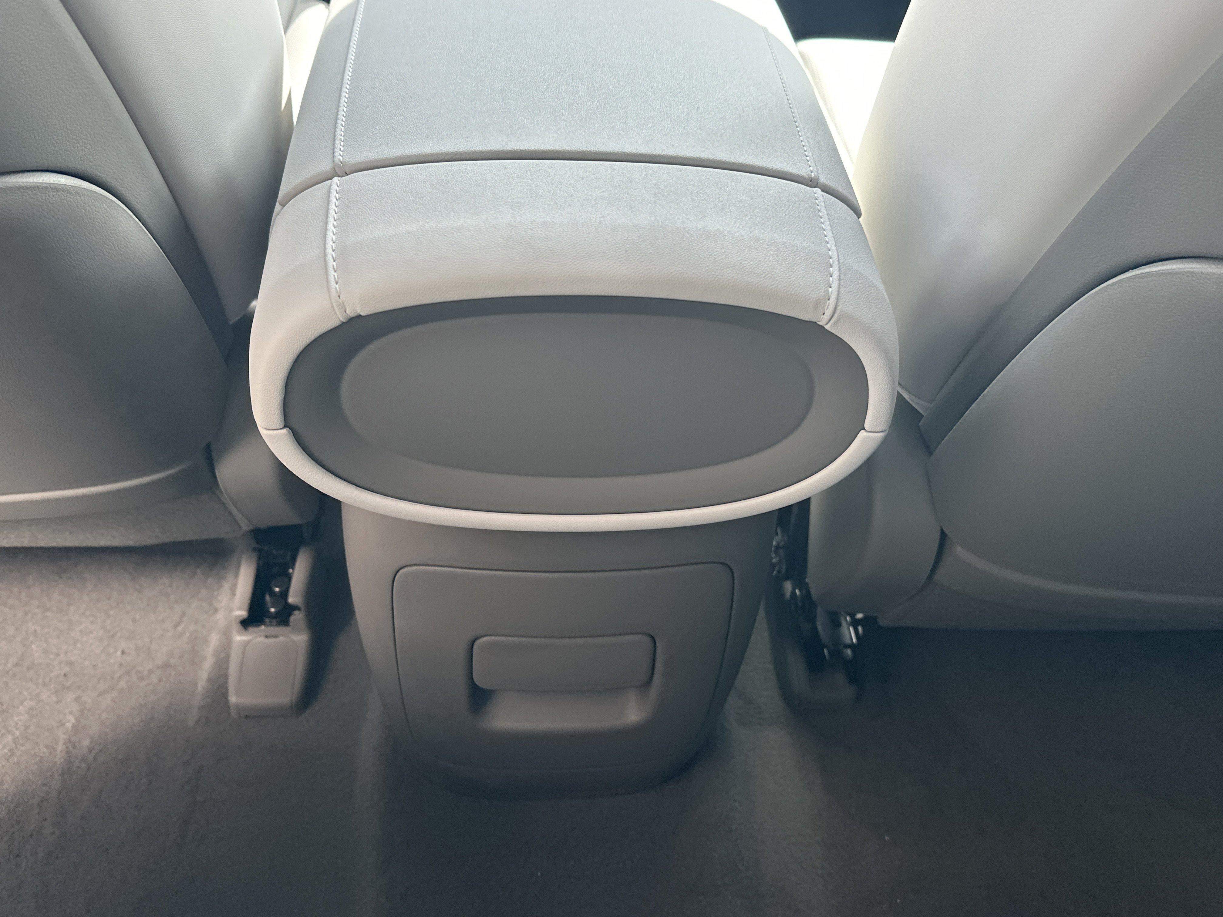 2026 Hyundai Palisade Hybrid Blue SEL Premium 8P