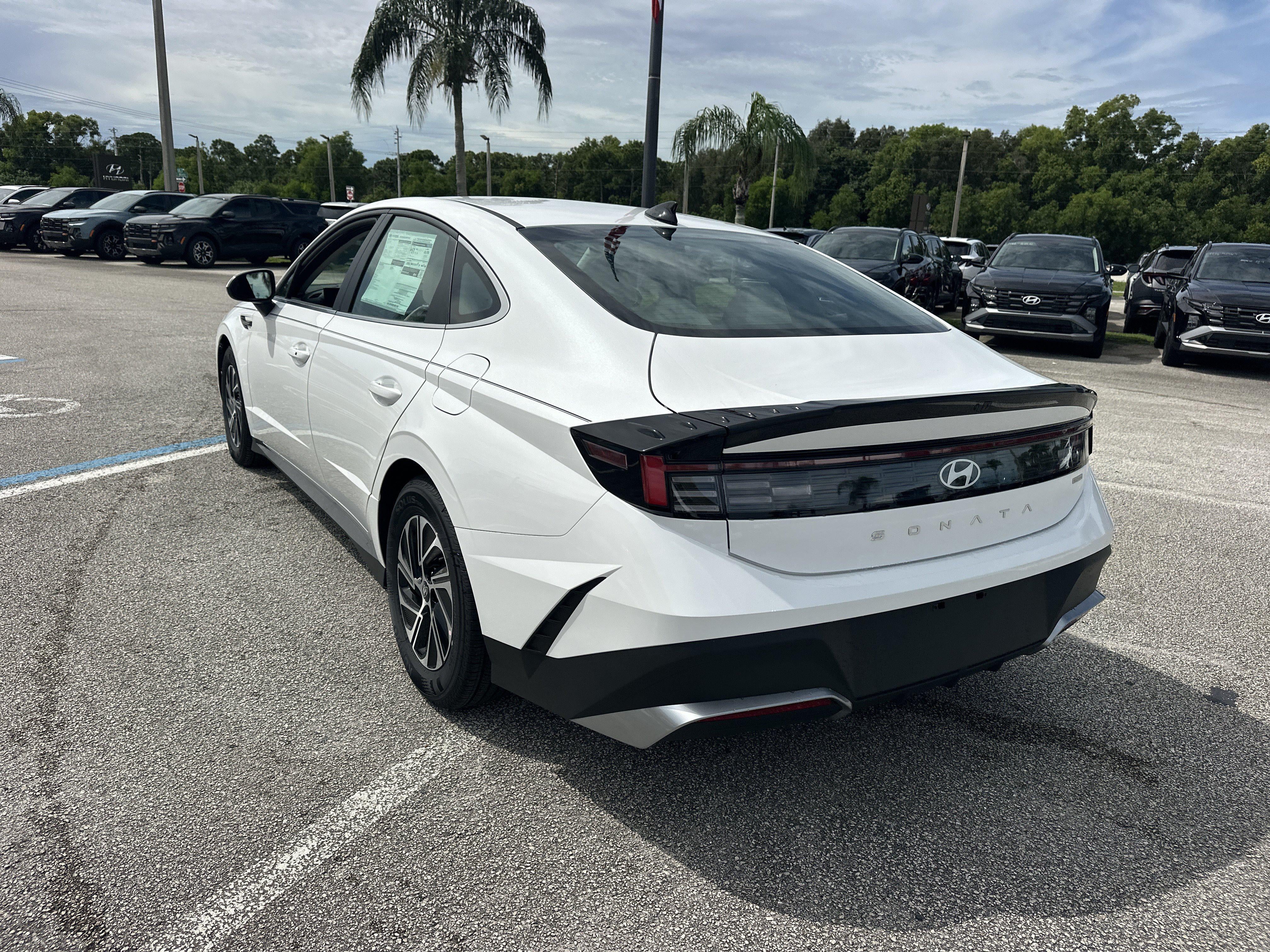 2026 Hyundai Sonata Hybrid Blue