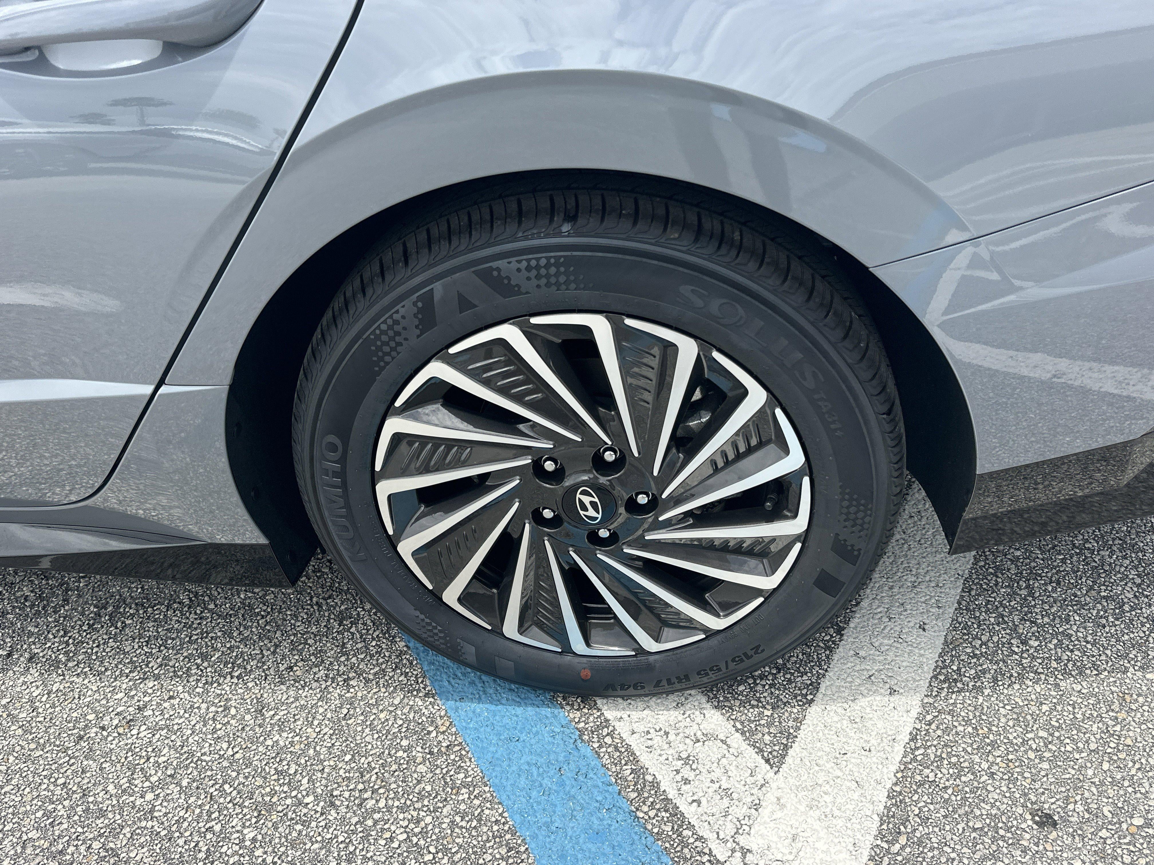 2026 Hyundai Sonata Hybrid SEL