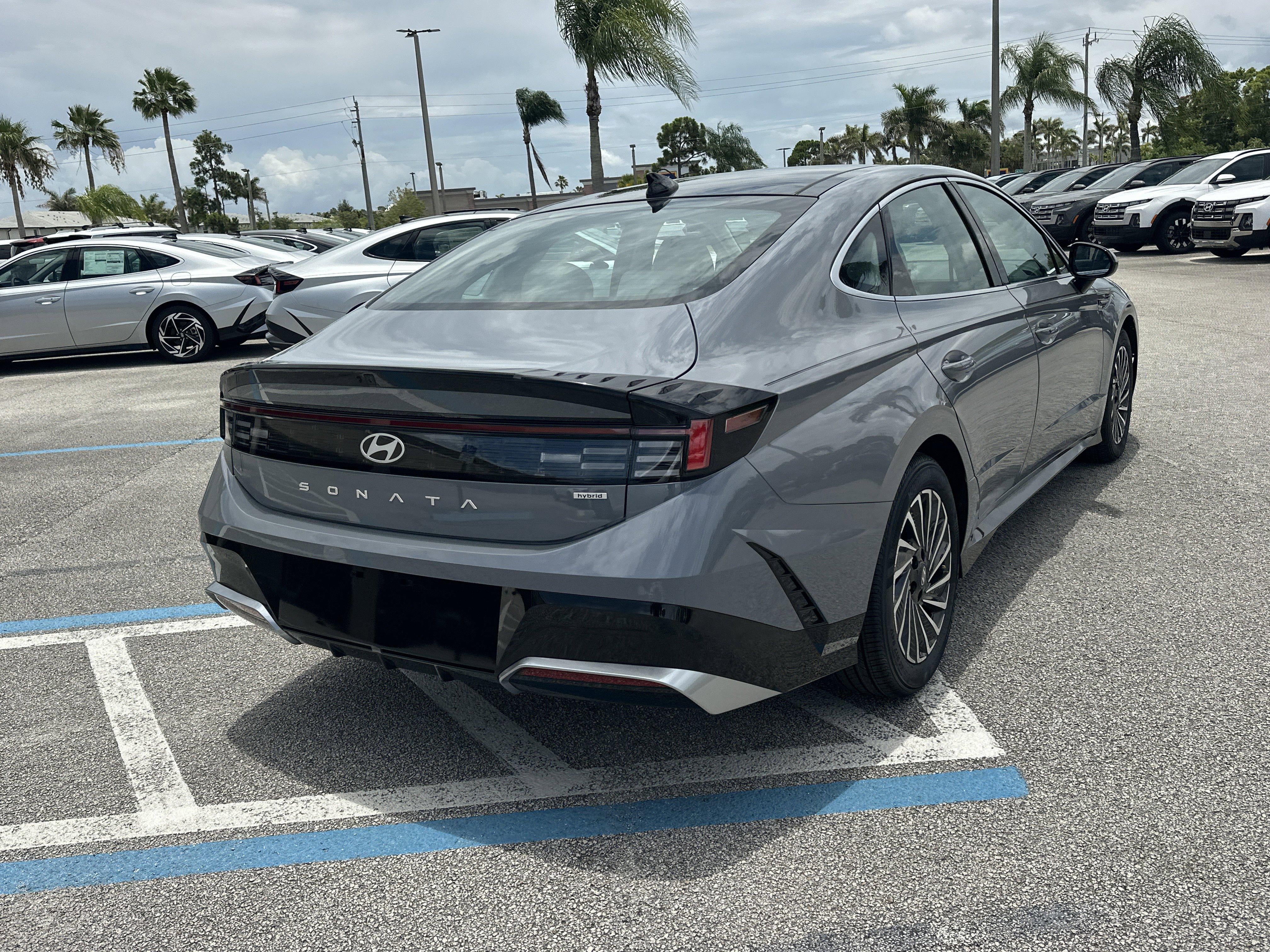 2026 Hyundai Sonata Hybrid SEL