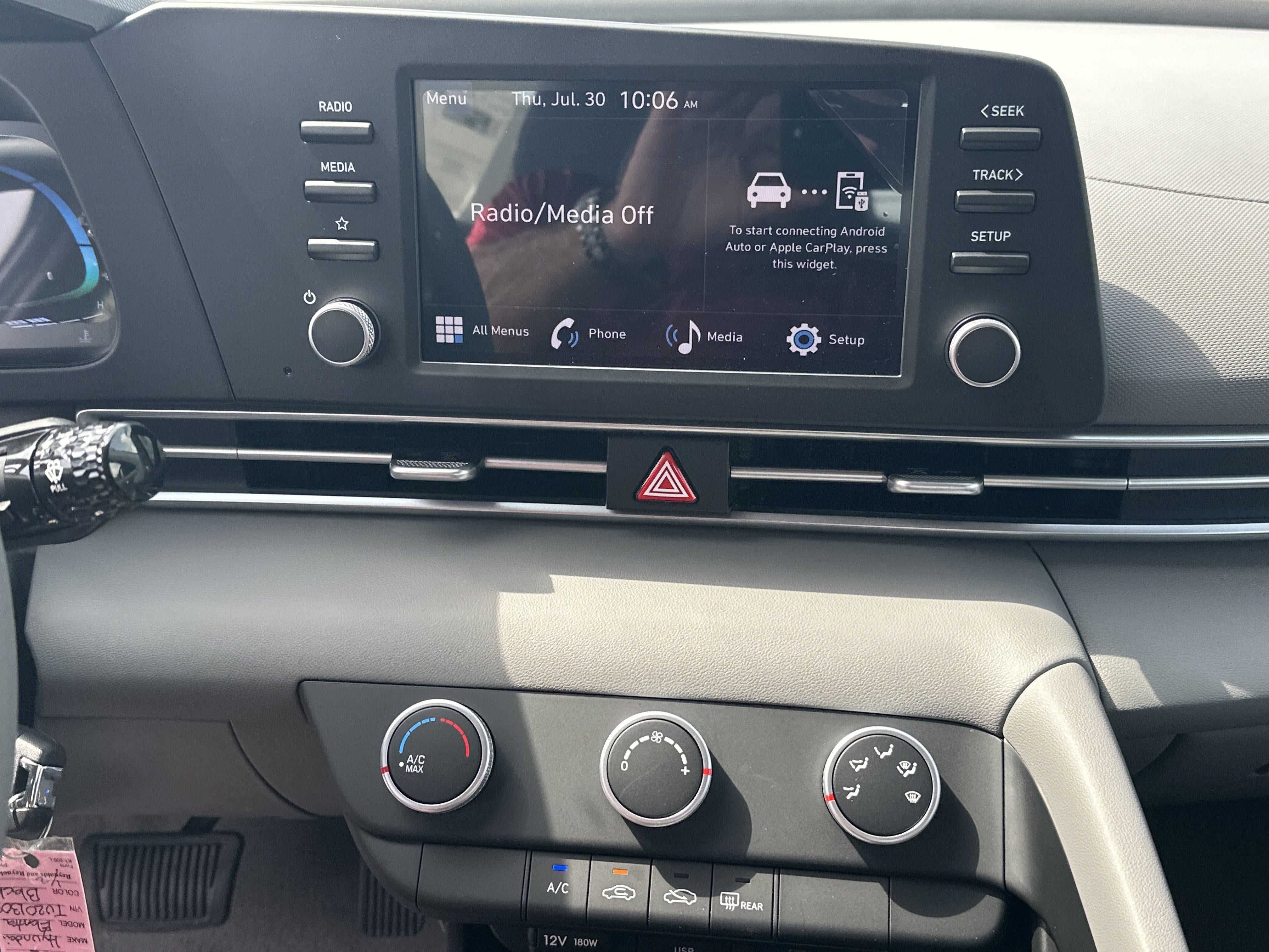 2026 Hyundai Elantra SE