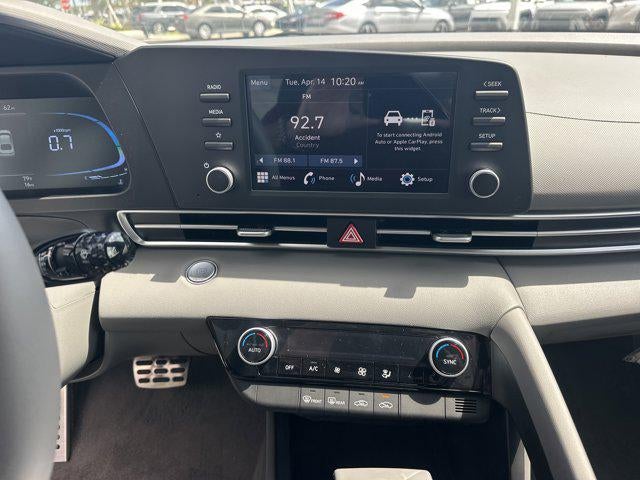 2026 Hyundai Elantra SEL Sport