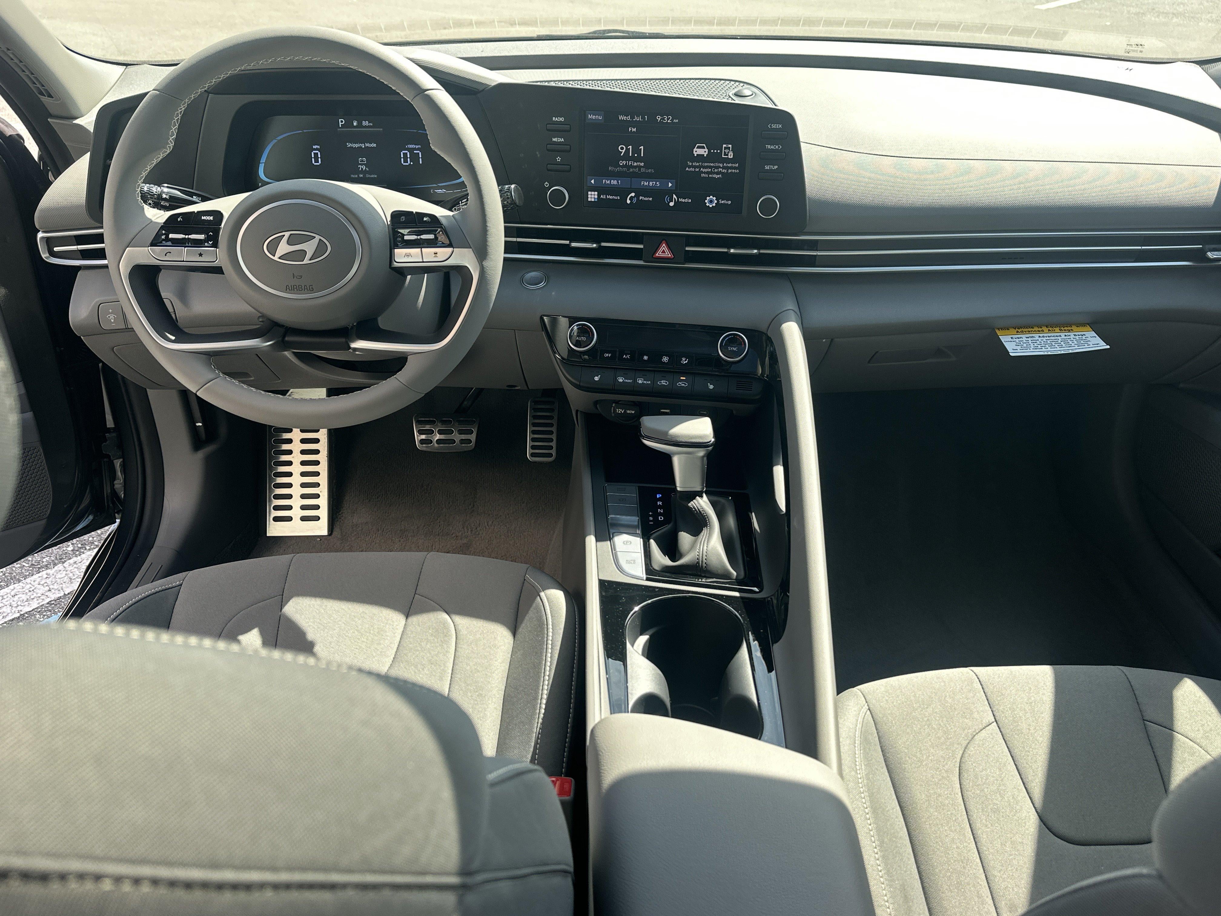 2026 Hyundai Elantra SEL Sport Premium
