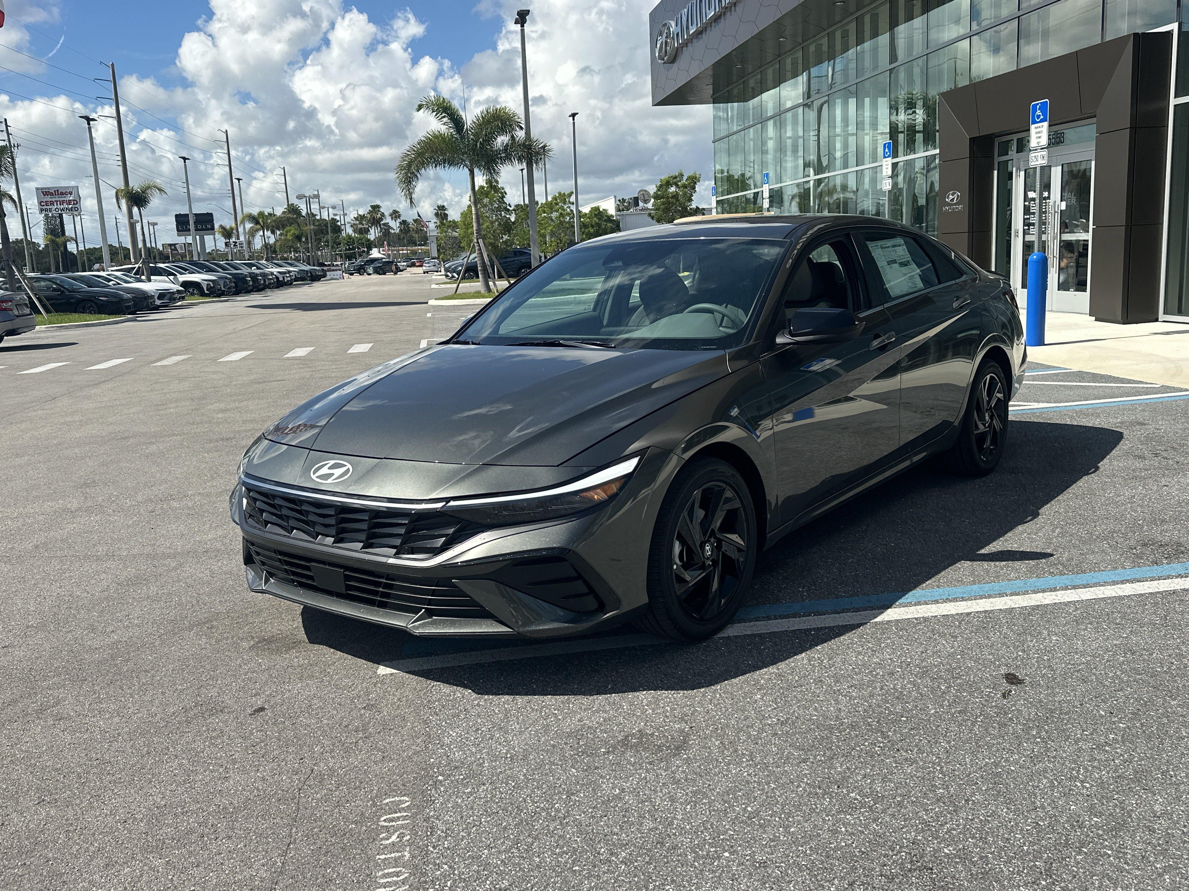 2026 Hyundai Elantra SEL Sport Premium