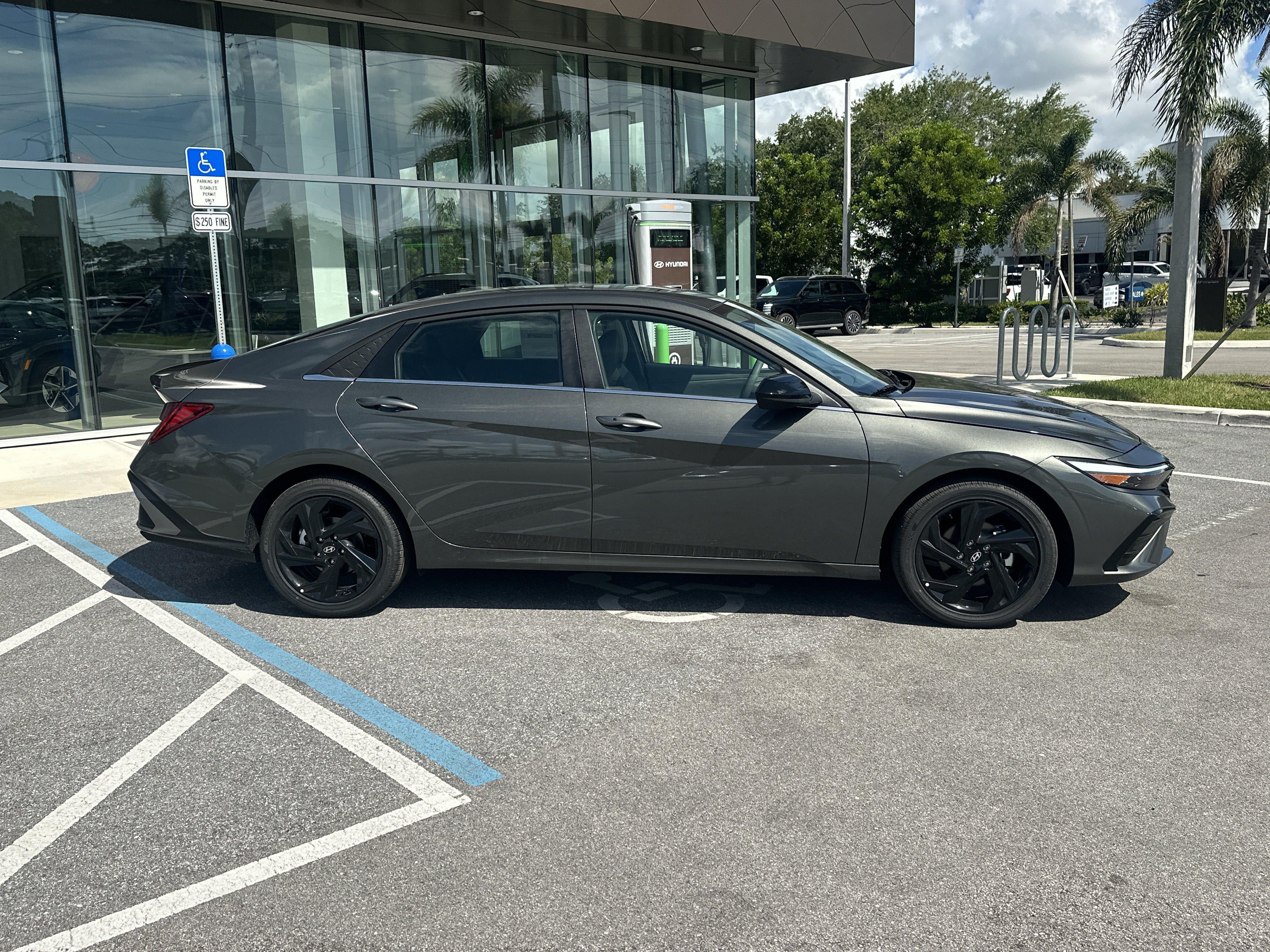 2026 Hyundai Elantra SEL Sport Premium
