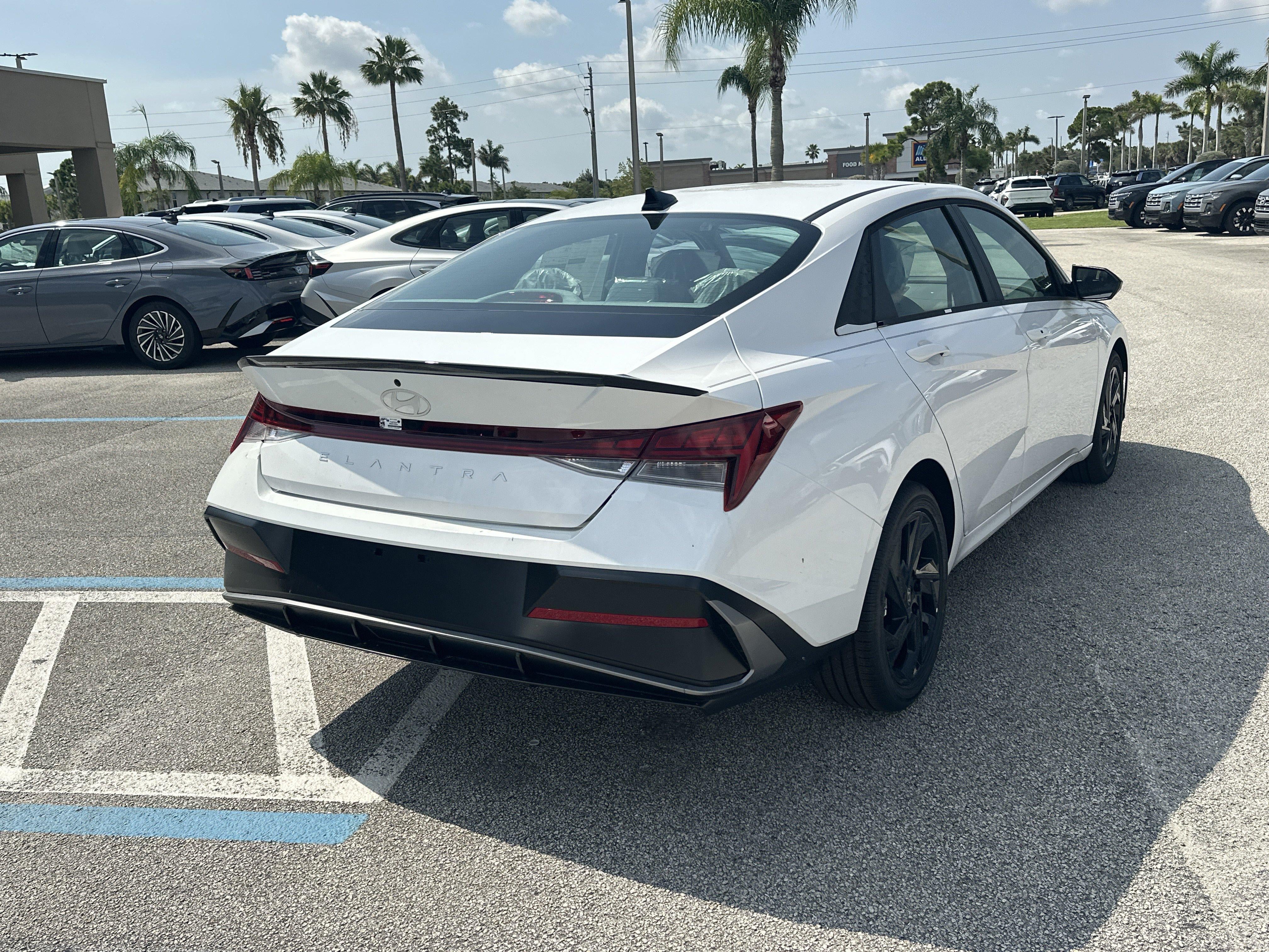 2026 Hyundai Elantra SEL Sport Premium