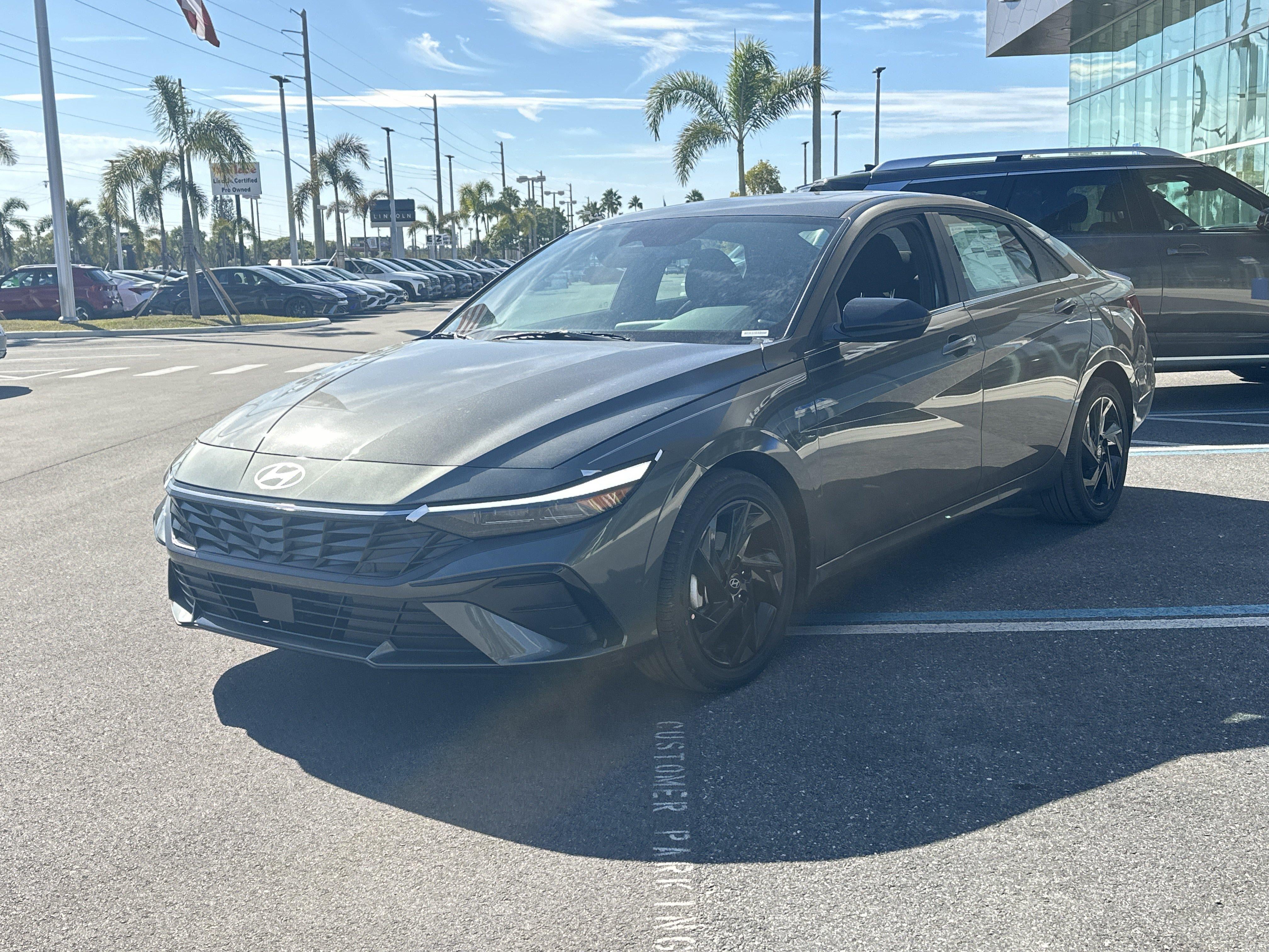 2026 Hyundai Elantra SEL Sport Premium
