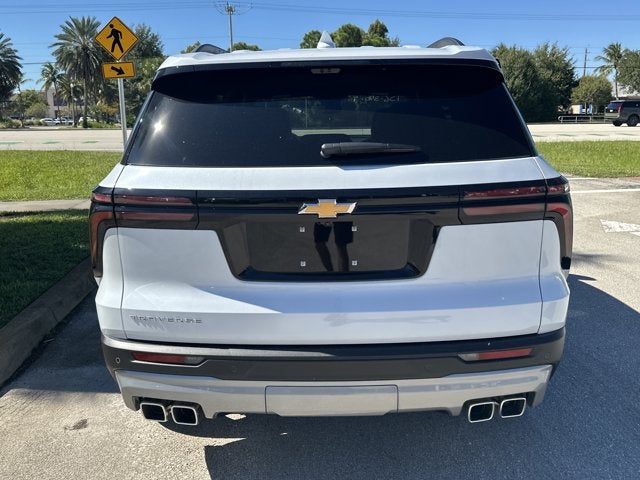 2026 Chevrolet Traverse FWD LT