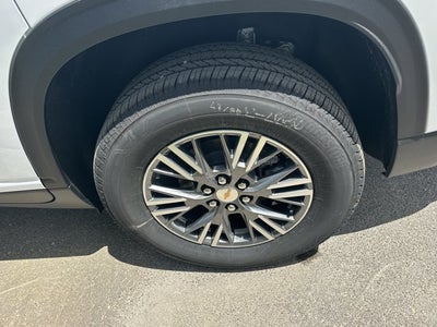 2026 Chevrolet Traverse FWD LT