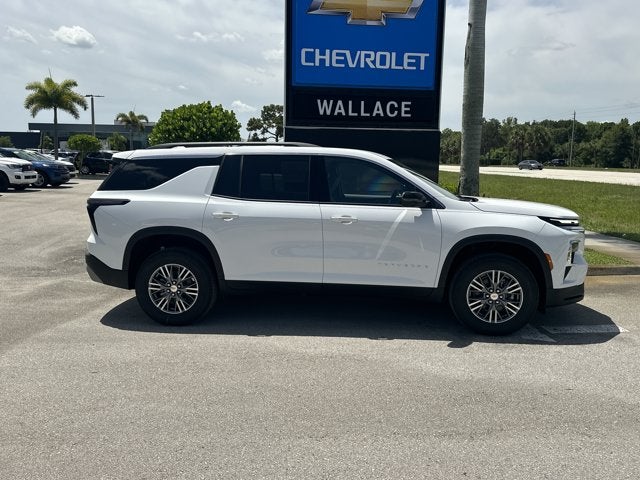 2026 Chevrolet Traverse FWD LT