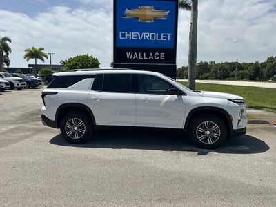 2026 Chevrolet Traverse FWD LT