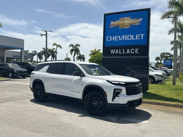 2026 Chevrolet Traverse FWD LT