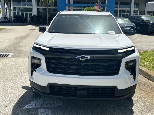 2026 Chevrolet Traverse FWD LT