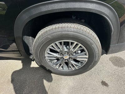 2027 Chevrolet Traverse FWD LT