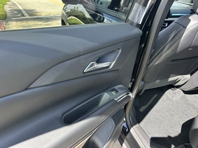 2027 Chevrolet Traverse FWD LT