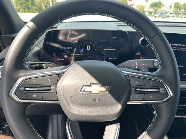 2027 Chevrolet Traverse FWD LT