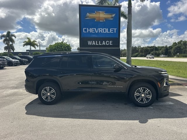 2027 Chevrolet Traverse FWD LT