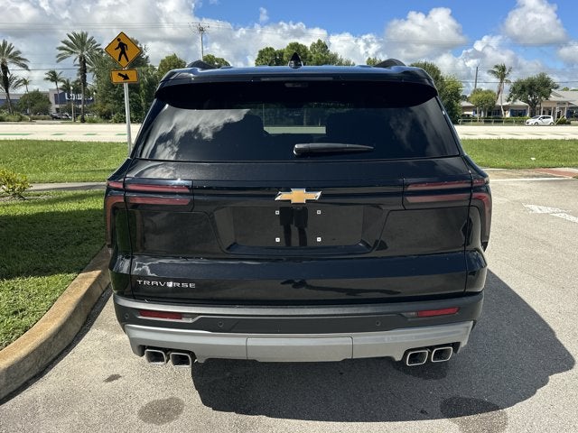 2027 Chevrolet Traverse FWD LT