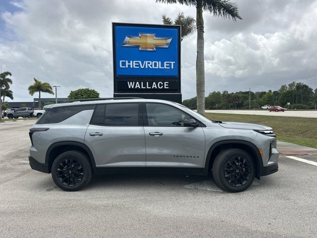 2026 Chevrolet Traverse FWD LT