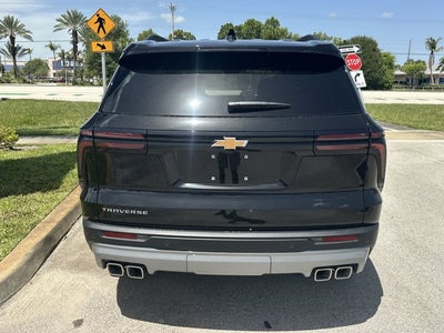 2026 Chevrolet Traverse FWD LT
