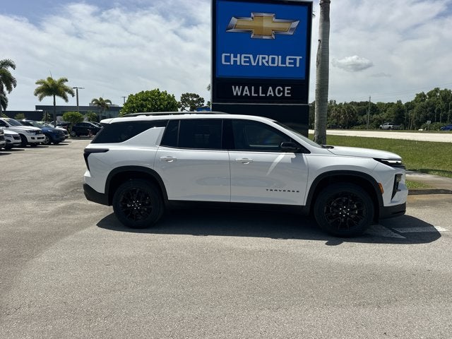 2026 Chevrolet Traverse FWD LT