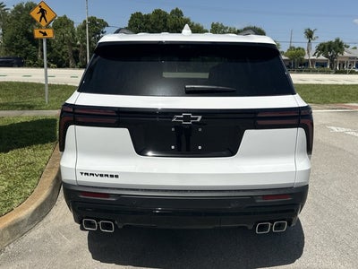 2026 Chevrolet Traverse FWD LT