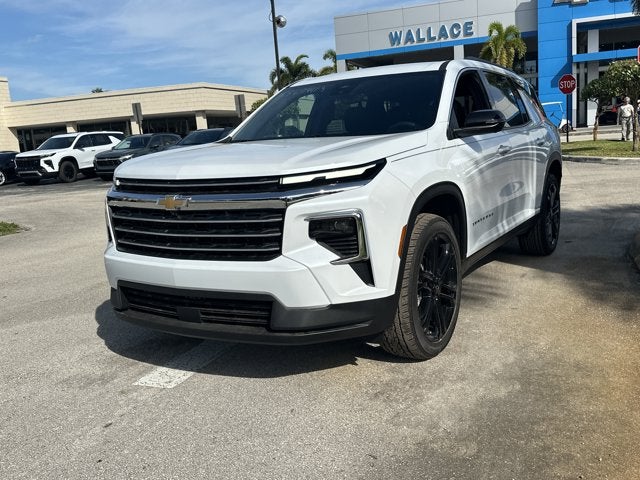 2026 Chevrolet Traverse FWD LT