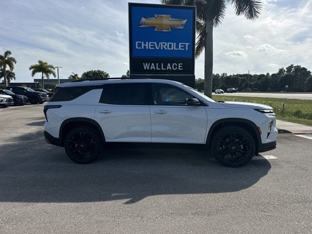 2026 Chevrolet Traverse FWD LT