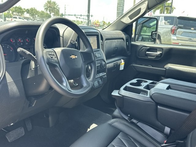 2026 Chevrolet Silverado 2500HD Custom