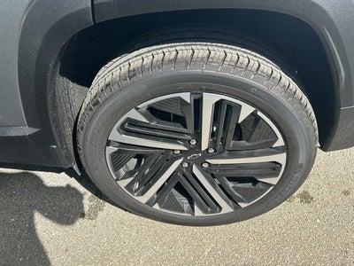 2027 Chevrolet Equinox FWD RS