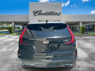 2025 Cadillac XT4 FWD Premium Luxury