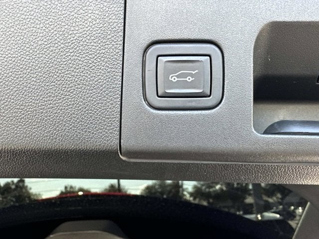 2023 Cadillac XT4 FWD Premium Luxury