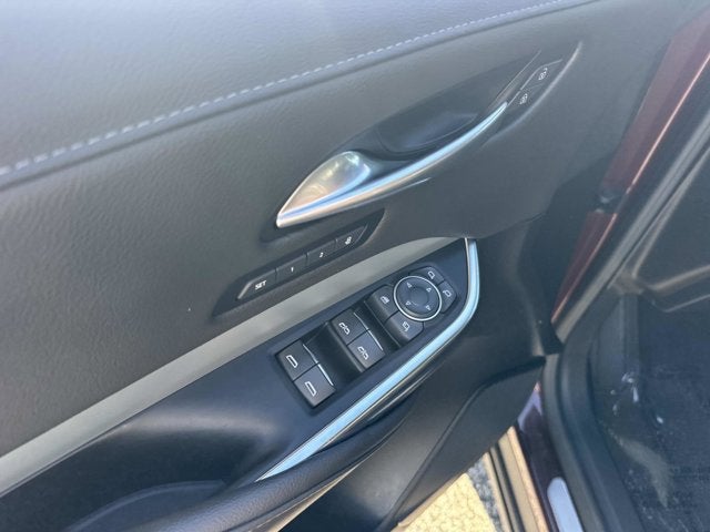 2023 Cadillac XT4 FWD Premium Luxury