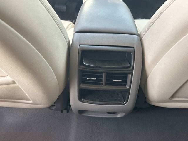 2025 Cadillac XT5 FWD Luxury