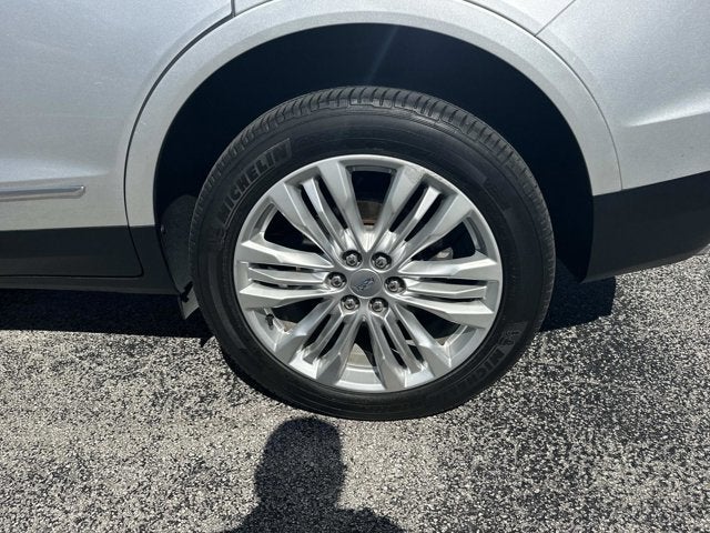 2019 Cadillac XT5 Premium Luxury FWD