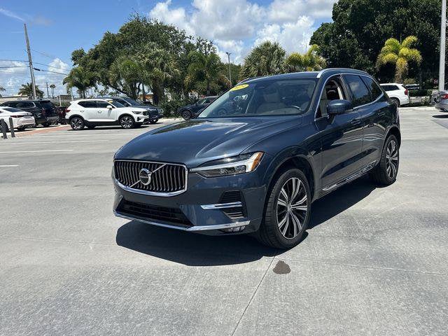 2023 Volvo XC60 Plus Bright Theme